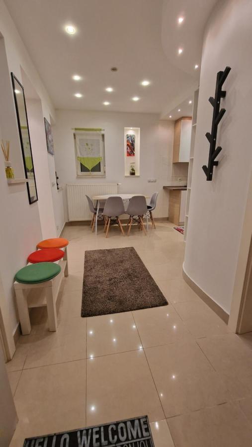 Apartman Roses Загреб Экстерьер фото